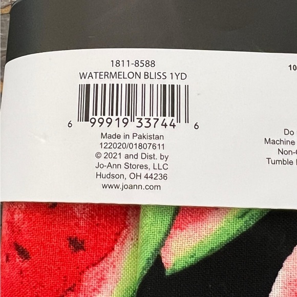 Watermelon Bliss Single Yard Cotton Keepsake Calico‎ Quilt Fabric 42” Wide NEW - Picture 4 of 4